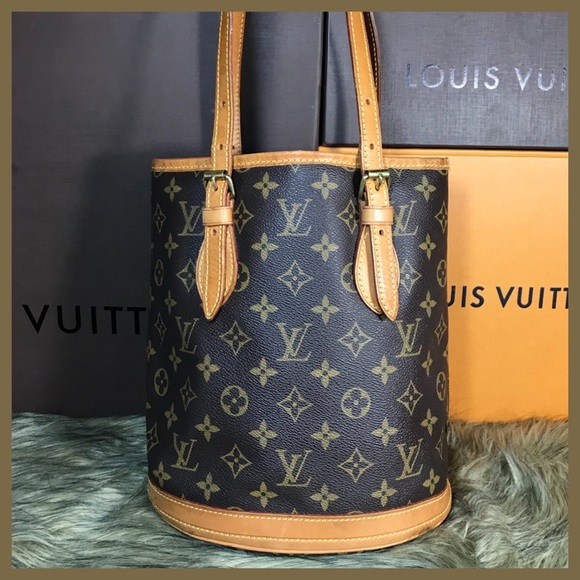 Authentic Louis Vuitton Bucket Pm - Picture 1 of 12